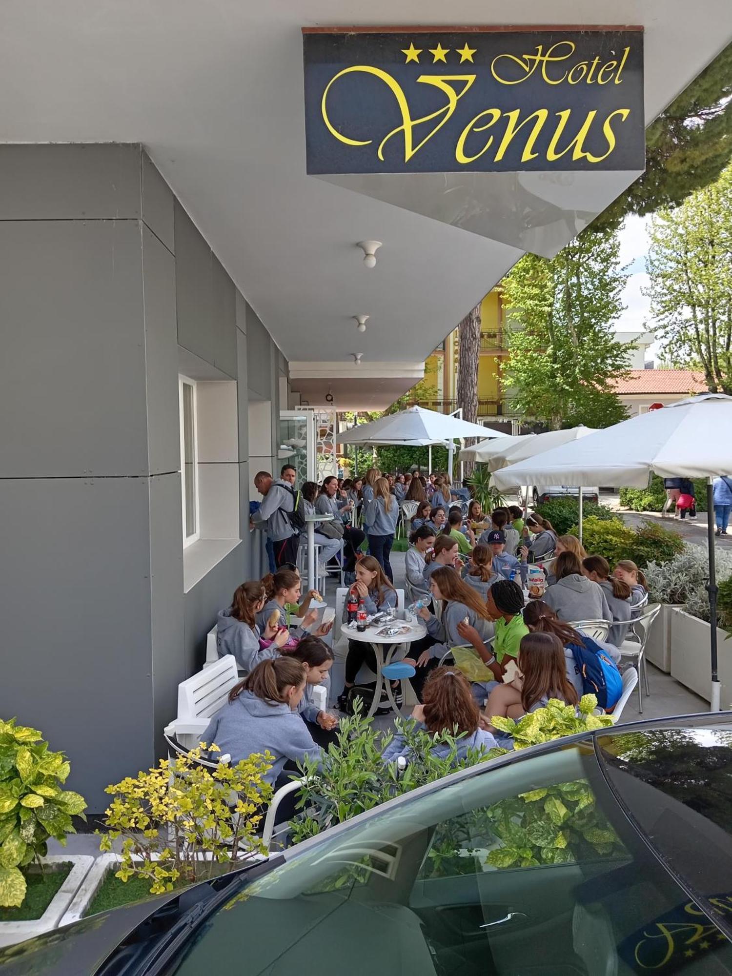 Hotel Venus Bellaria-Igea Marina Exterior photo
