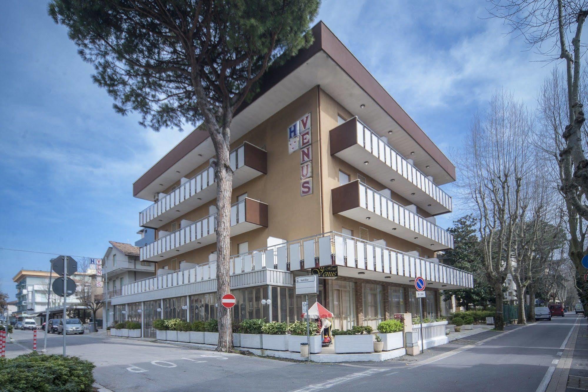 Hotel Venus Bellaria-Igea Marina Exterior photo